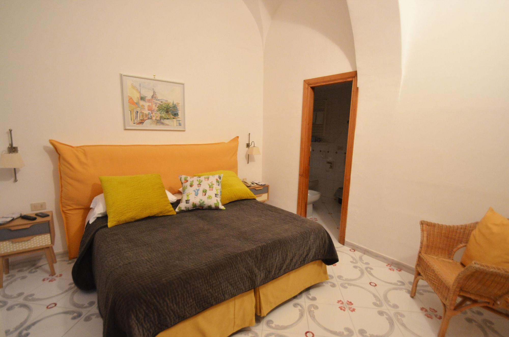 Albergo Gatto Bianco Capri Exterior photo