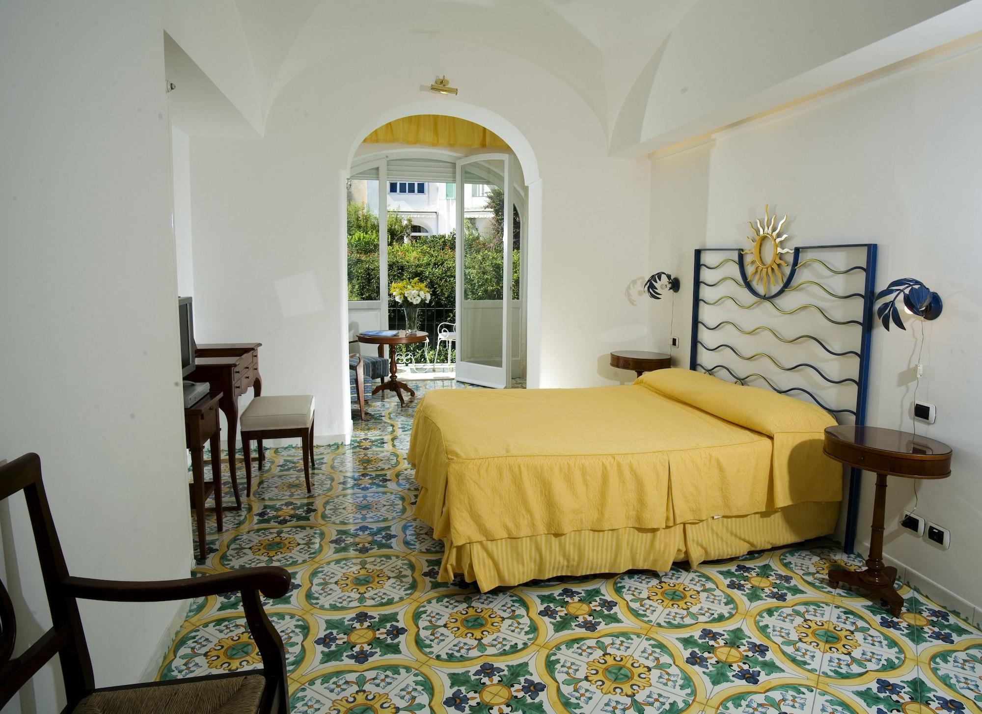 Albergo Gatto Bianco Capri Exterior photo
