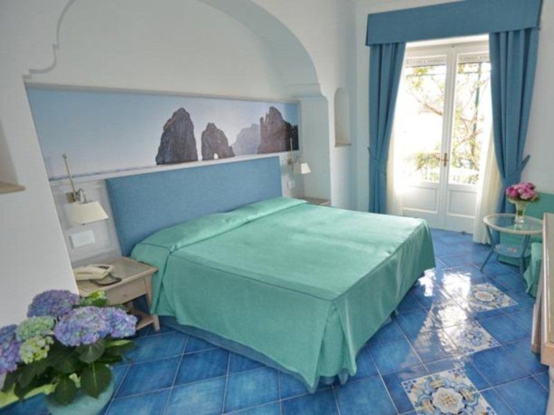 Albergo Gatto Bianco Capri Exterior photo